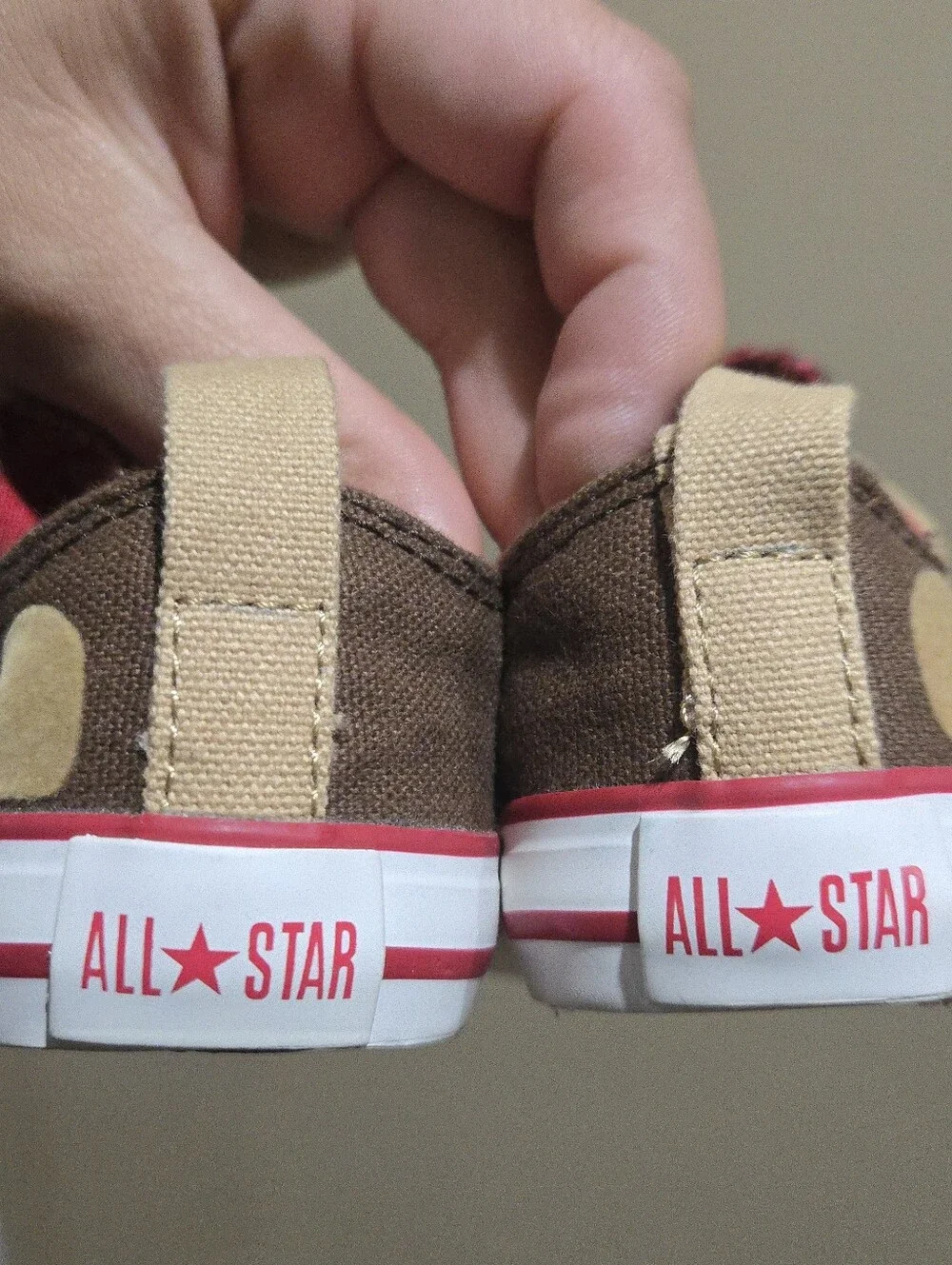Toddler Converse sz 5C